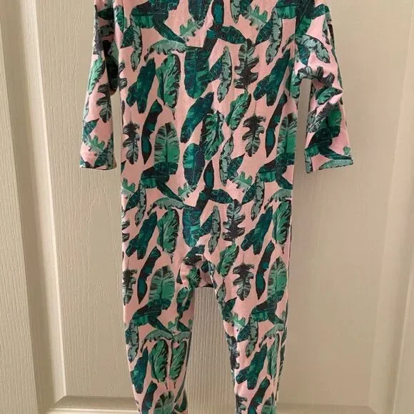 Egg by Susan Lazar Girls Pink Green Leaves Footed Zipper Sleeper Size 6 Months - Picture 8 of 8